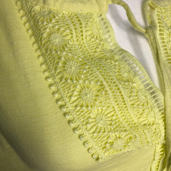 Rafaella Women Top Sz L Pale Lime Yellow Shirt Lace Sleeveless - Picture 3 of 8
